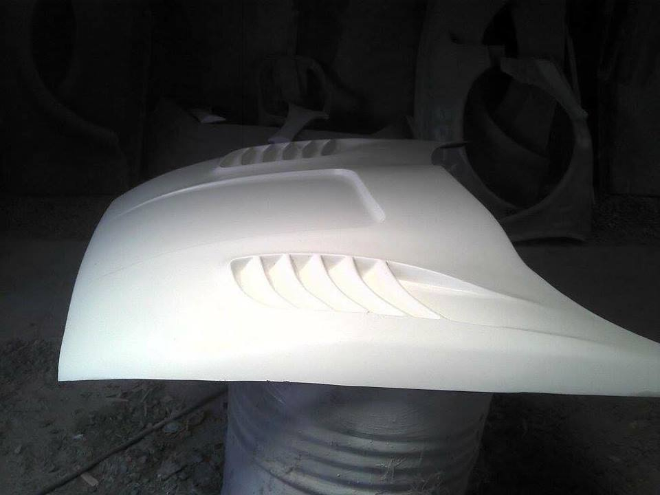 Roadrunner Fiberglass Monster Hood 02-09 Dodge Ram - Click Image to Close